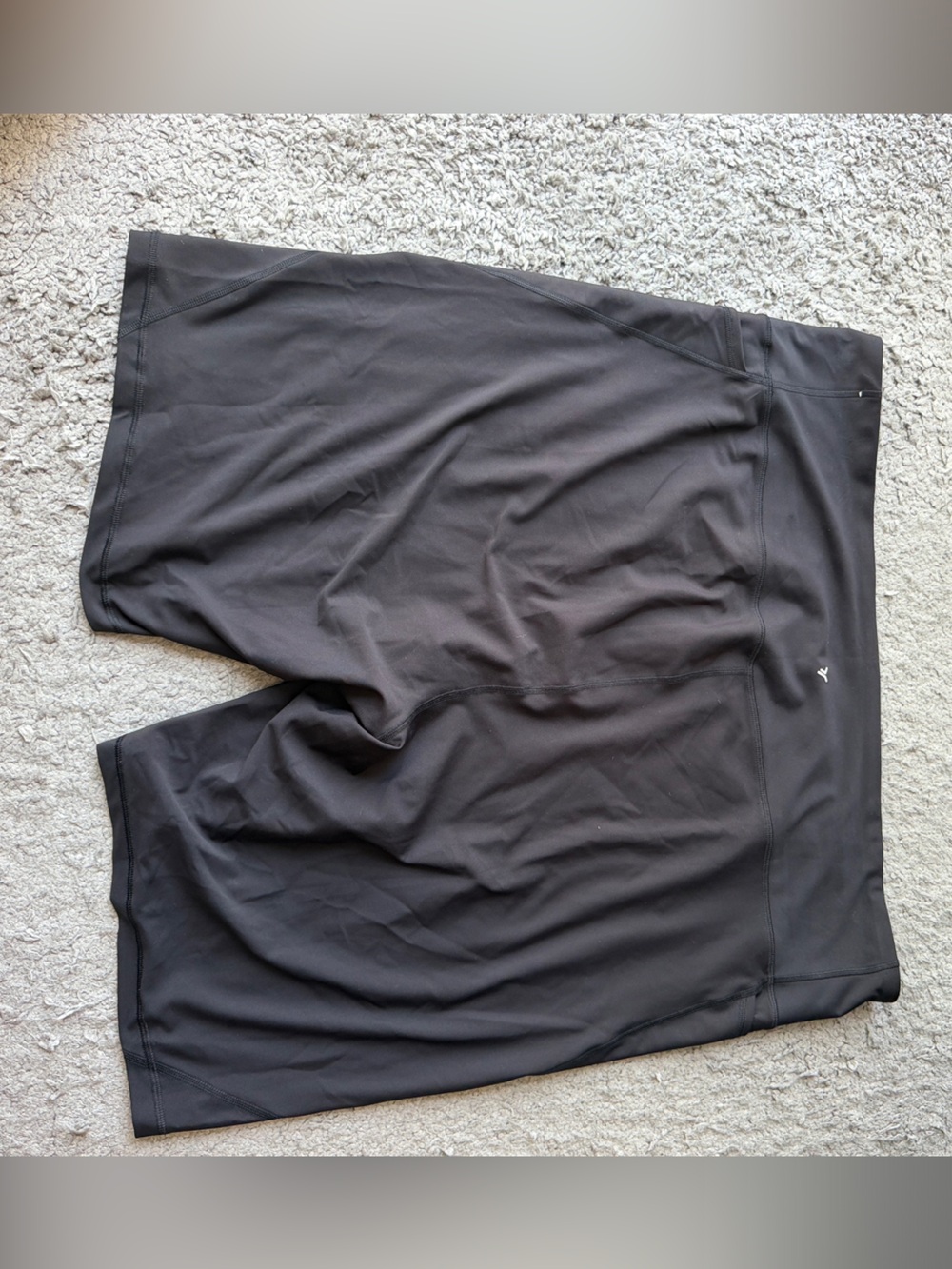 Old Navy High Rise Powersoft 8” Short - Bundle of 7 pairs! - Picture 4 of 7